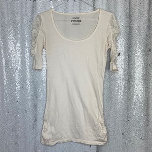 Mudd XS Lace Sinched Top